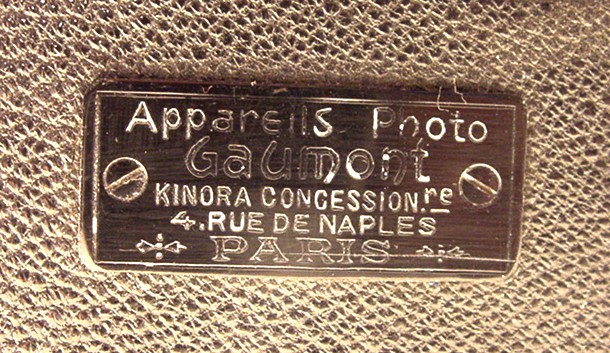 Wallpaper 1766-05 GAUMONT Reportage Kinora, plaquette, collection AMI Appareils photos