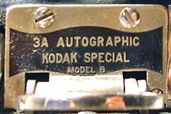 Wallpaper Appareils photos 2112-4  KODAK  3A autographic special modele B, collection AMI