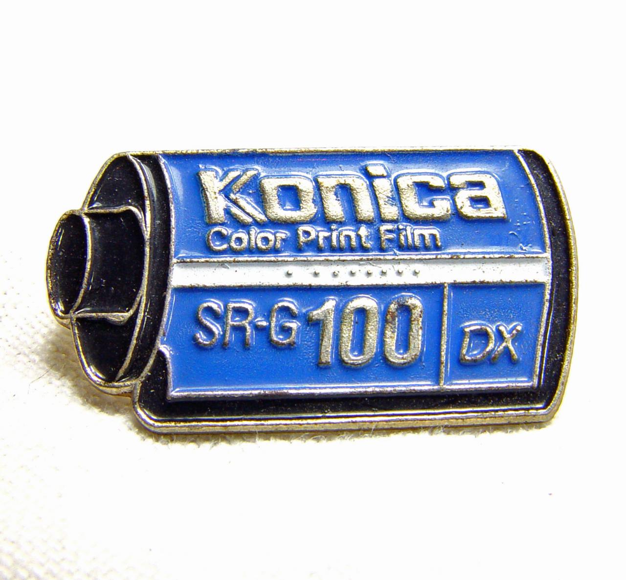 Wallpaper 2530-2  KONICA  Pins  Bobine de film, collection AMI Appareils photos