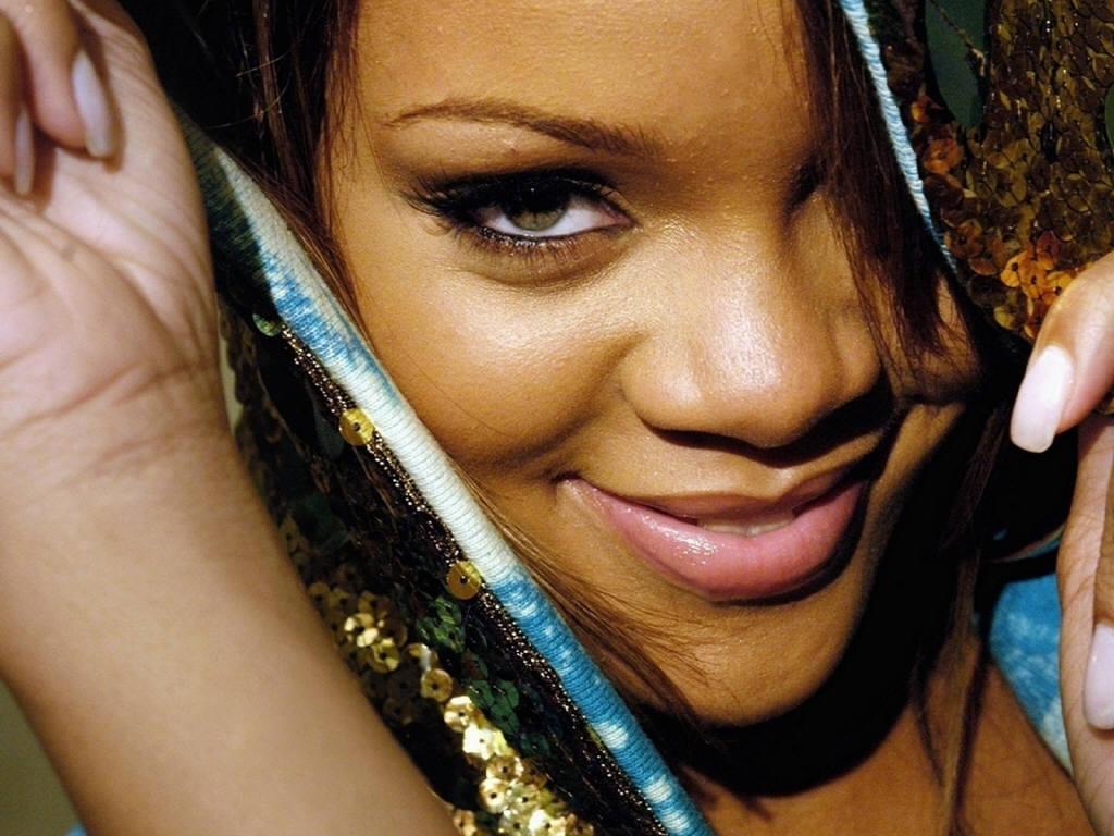 Wallpaper portrait boxeuse Rihanna