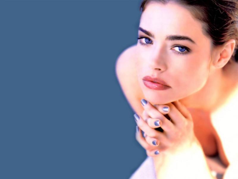 Wallpaper Denise Richards maquillage