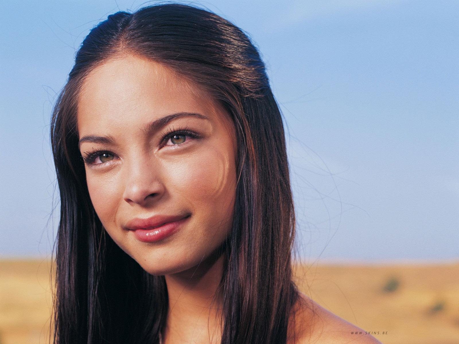 Wallpaper Kristin Kreuk sexy Lana