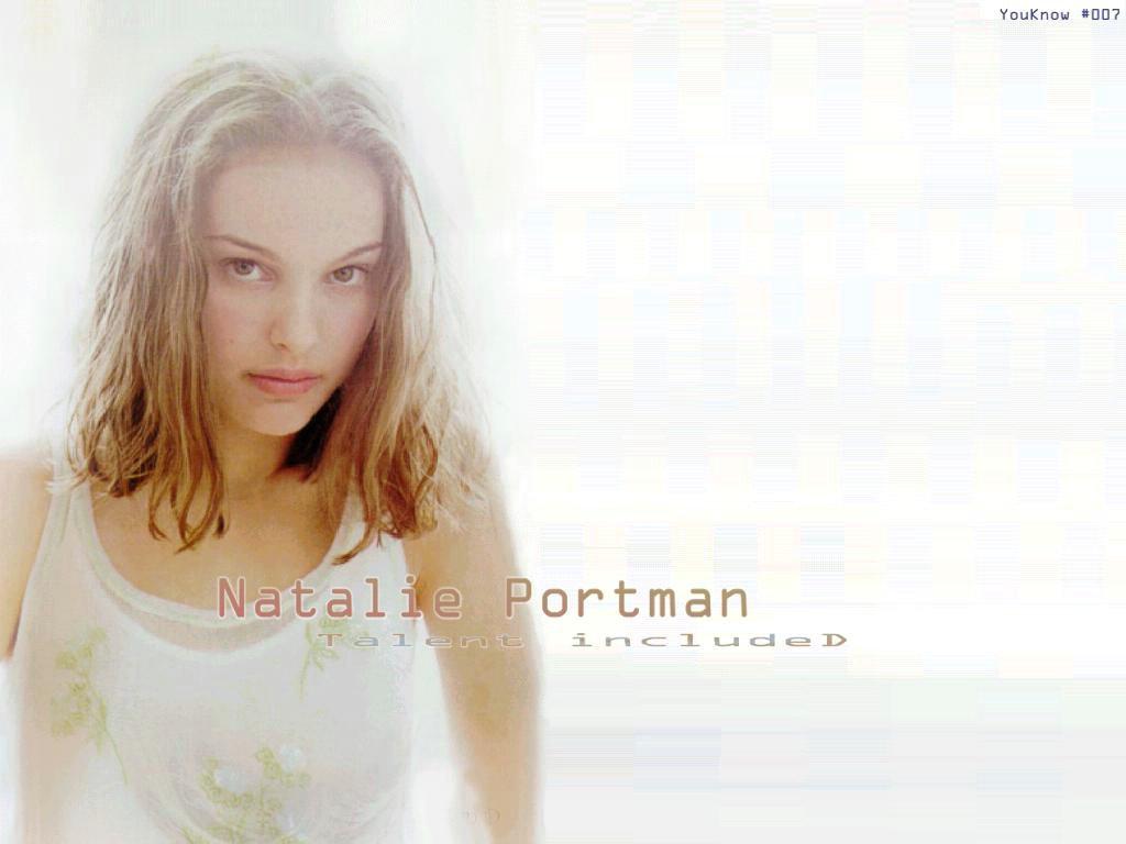 Wallpaper Natalie Portman Portrait