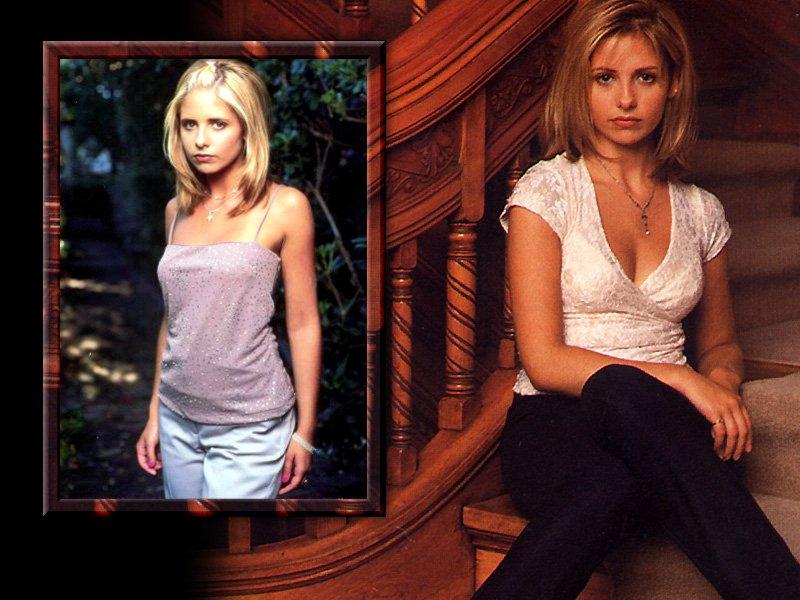 Wallpaper escalier Sarah Michelle Gellar