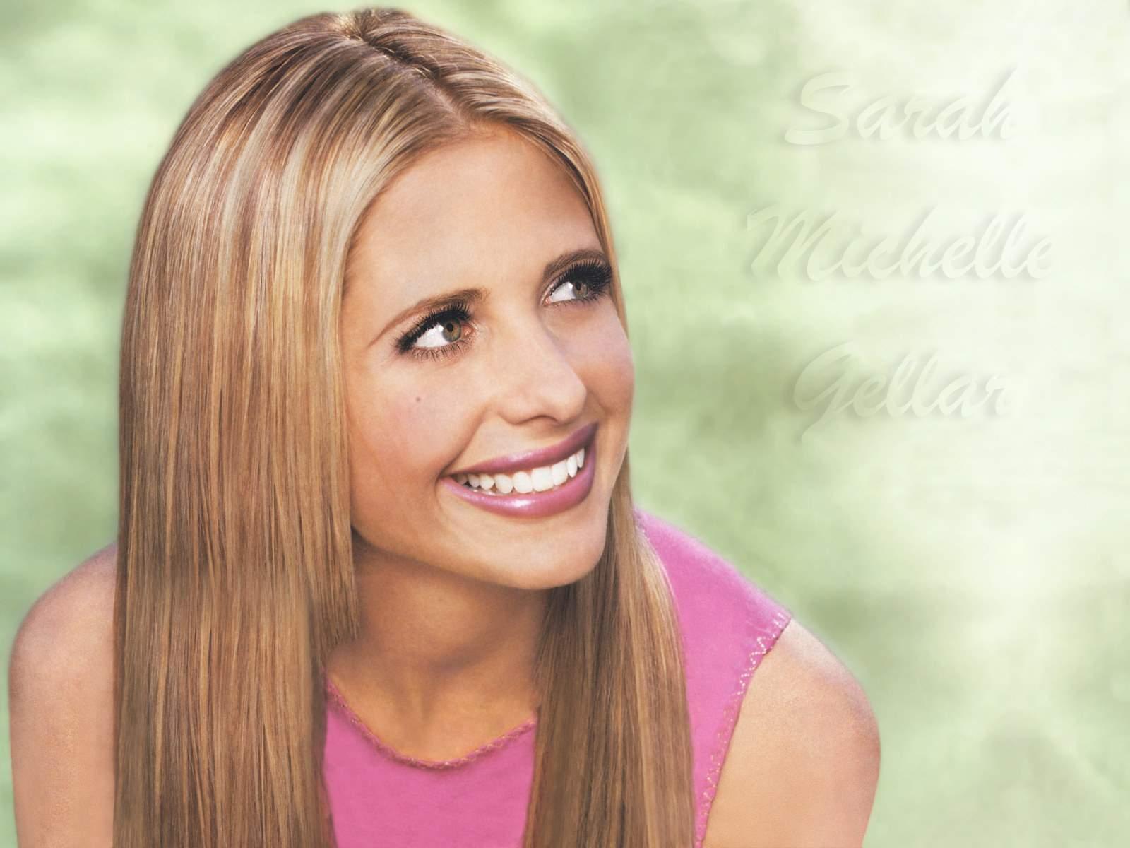 Wallpaper Portrait Sarah Michelle Gellar